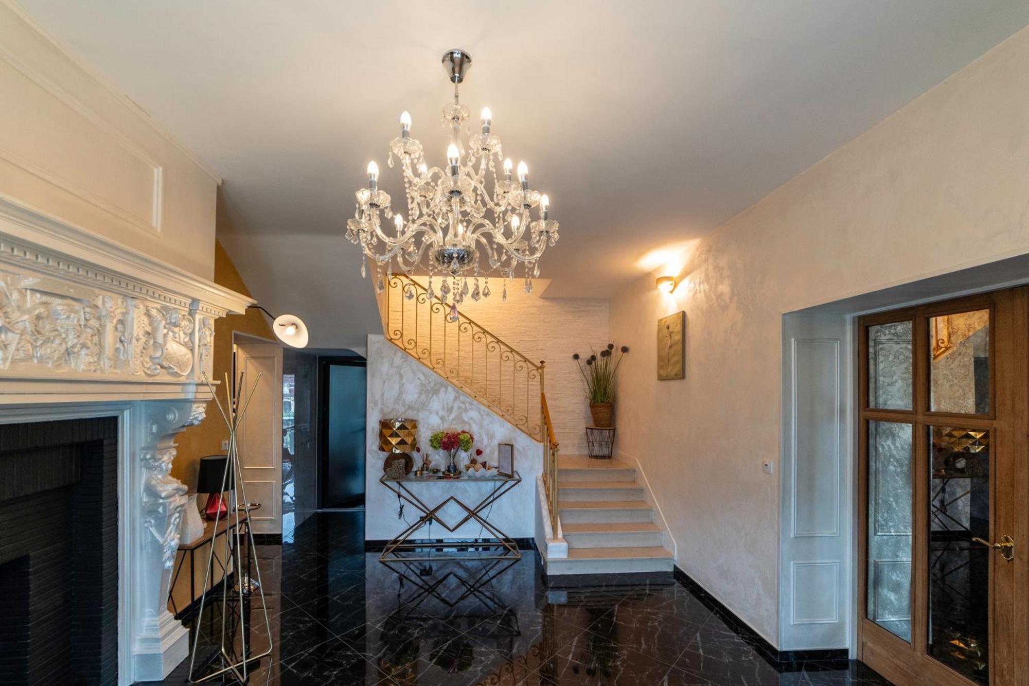 Les Etoiles Bed and Breakfast Tonnerre Buitenkant foto