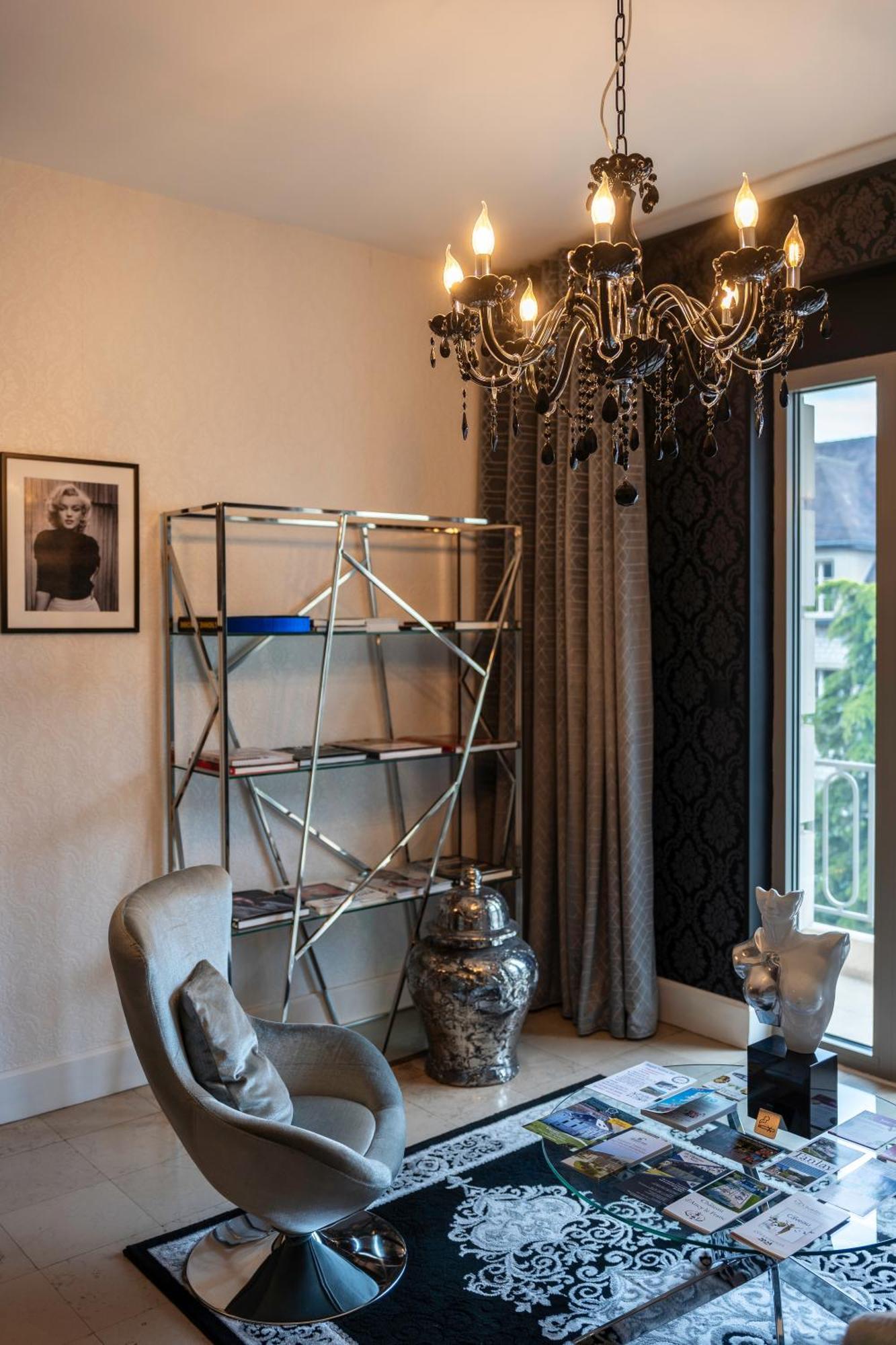 Les Etoiles Bed and Breakfast Tonnerre Buitenkant foto