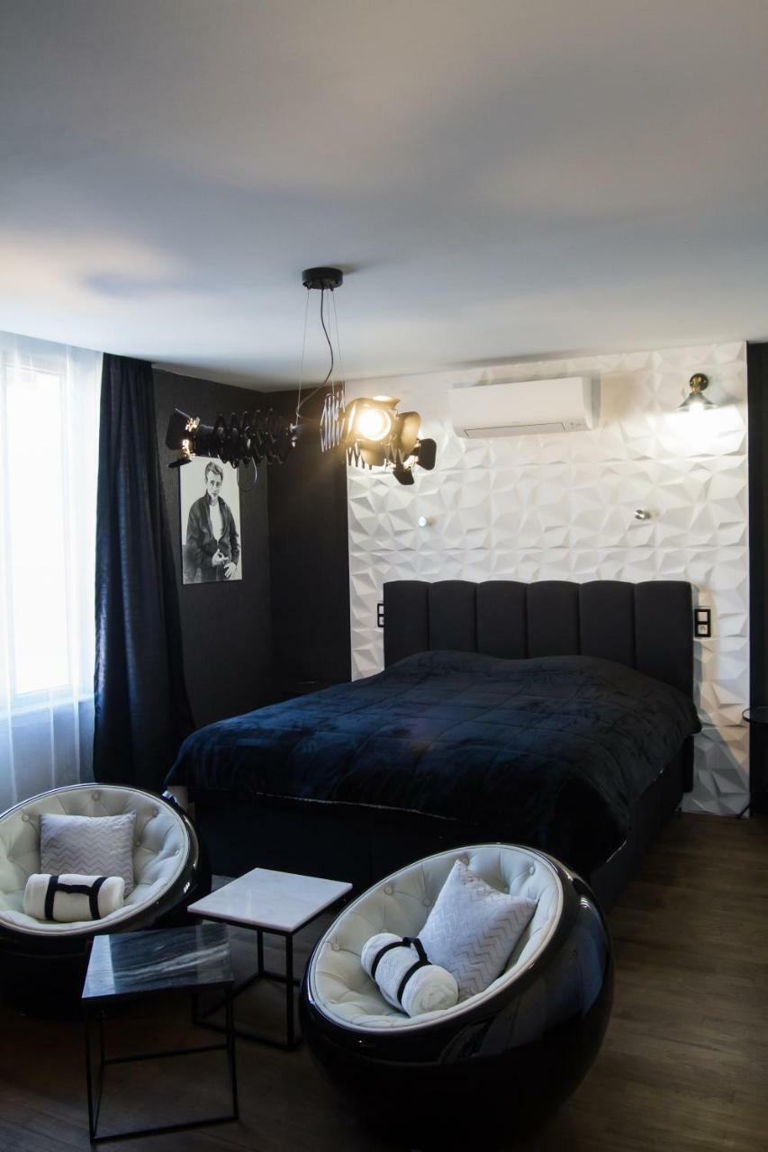 Les Etoiles Bed and Breakfast Tonnerre Buitenkant foto